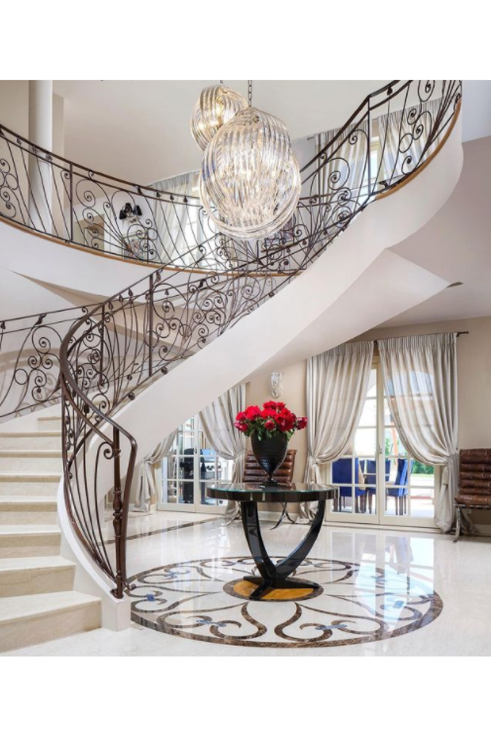 Lucite Loop Chandelier | Eichholtz Marco Polo S | OROA TRADE