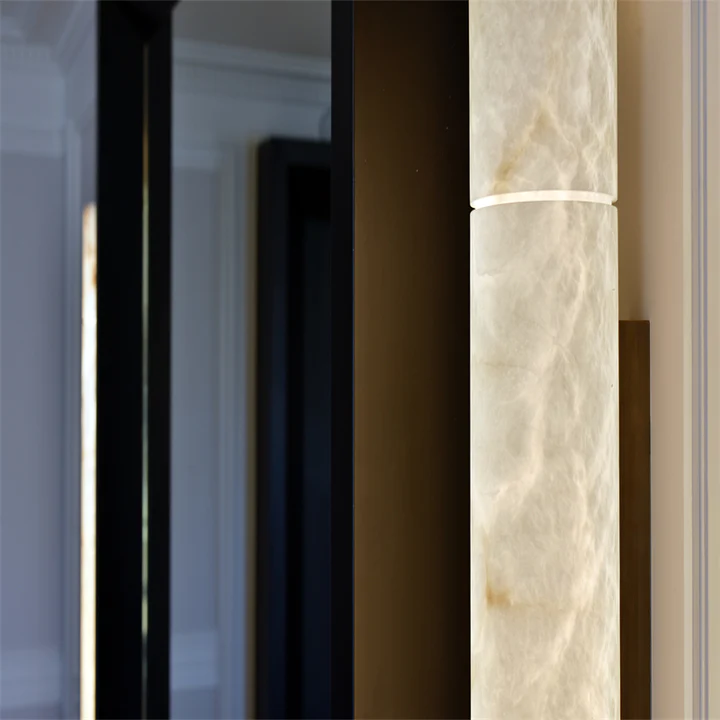 Culoud Modern Alabaster Wall Sconce
